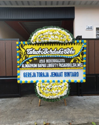 Papan Bunga Duka di Wargasara