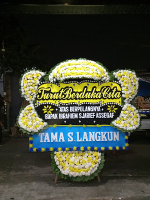 Papan Bunga Duka di Wargasara